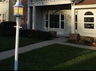 1922 Wood St #1922, Valparaiso, IN 46383