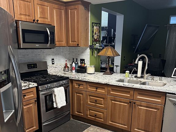2nd image of 19328 Santa Maria Dr