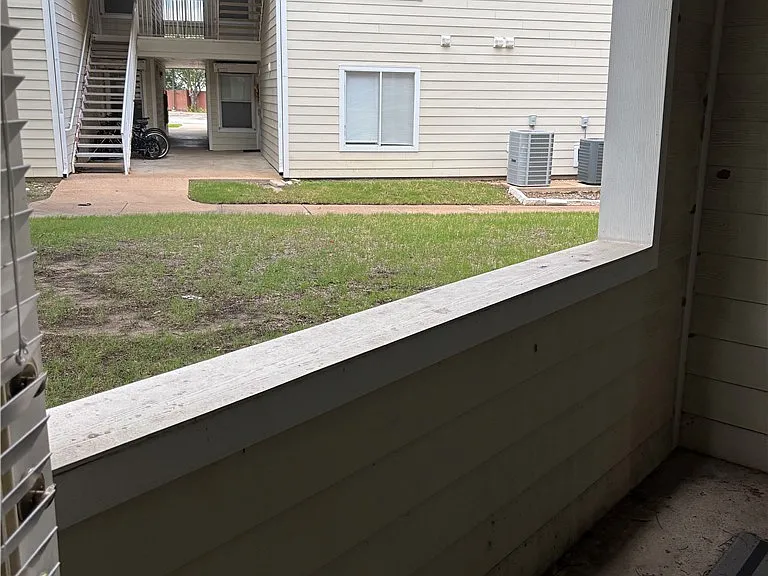 515 Parkway #103 — Photo 24