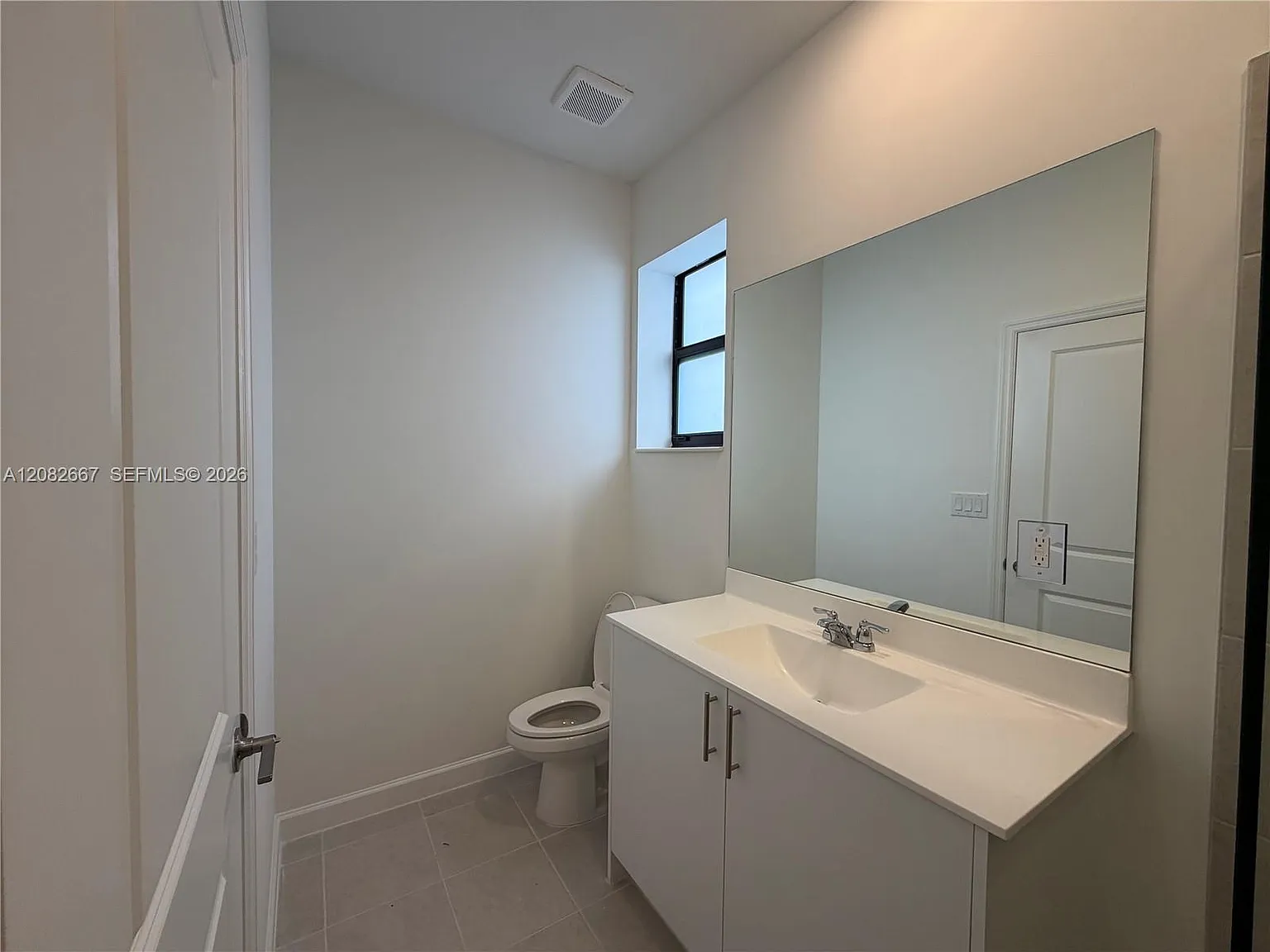 1 bed, 1.0 bath, $1,650 — Photo 4