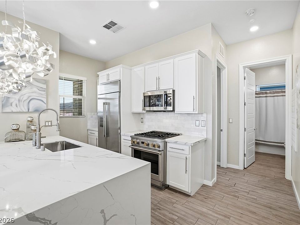 1st image of 908 Allister Fields Ln