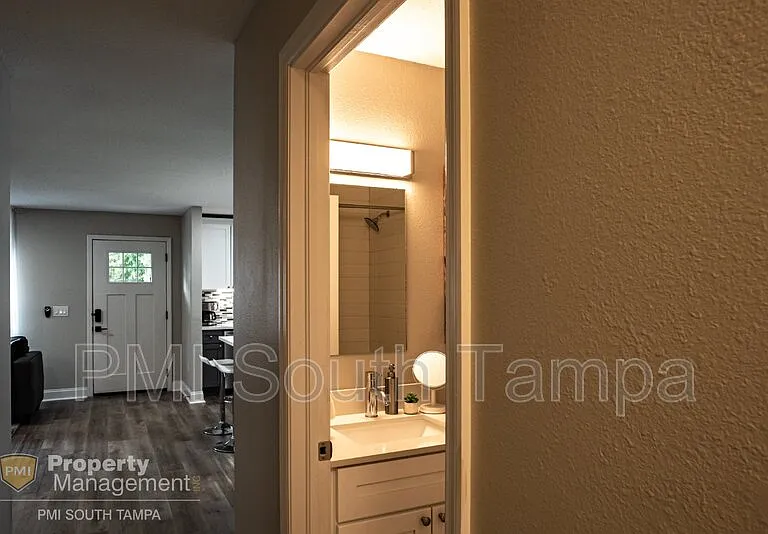 2214 E 18th Ave — Photo 12