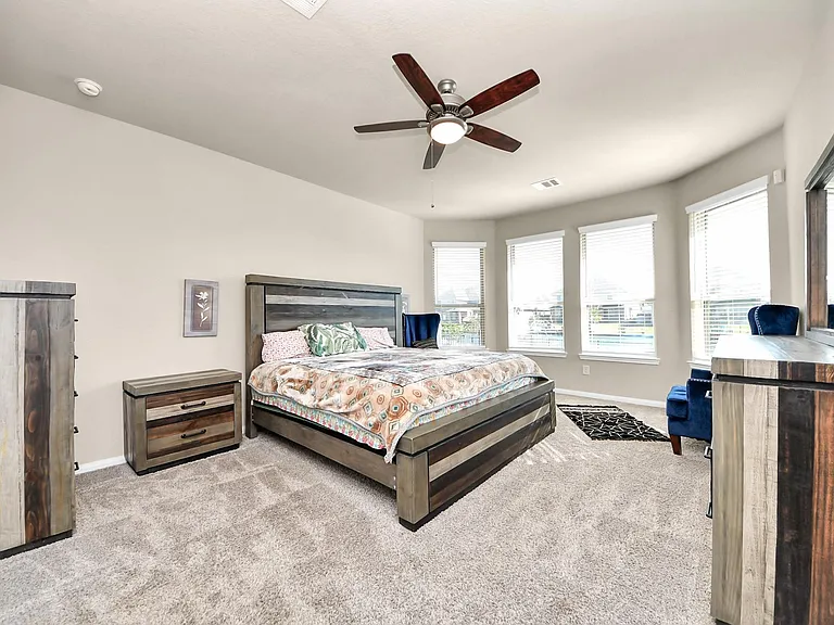 29482 Westhope Dr — Photo 16