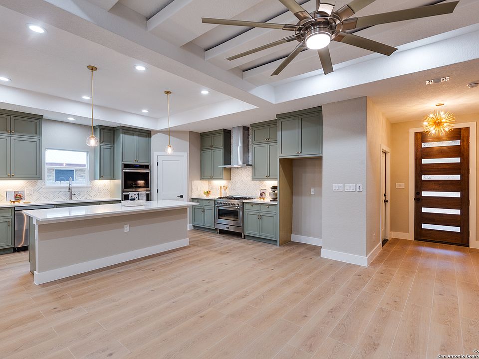 1st image of 14018 Floral Ridge Dr