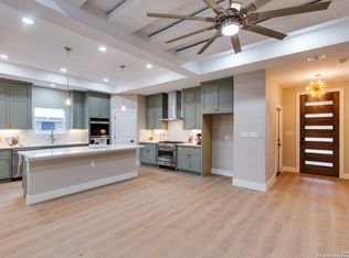 14018 Floral Ridge Dr, San Antonio, TX 78247