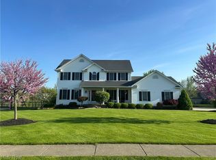 42 Jade Cir, Canfield, OH 44406