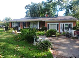 230 S Main St, Reklaw, TX 75784