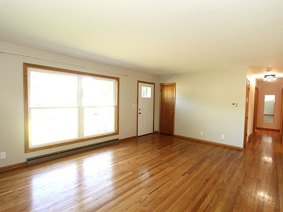 5th image of 2511 Hayden Avenue