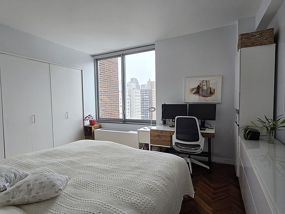 5th image of 360 E 88th St APT 12B