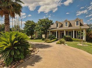 100 Wesley Ridge Dr, Spicewood, TX 78669