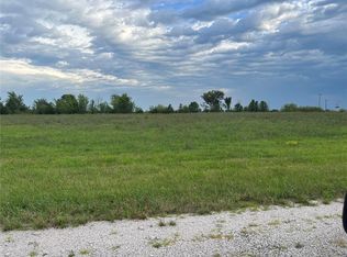 2 Yager Dr, Monroe City, MO 63456