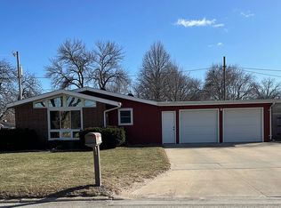 1603 6th St SW, Mason City, IA 50401