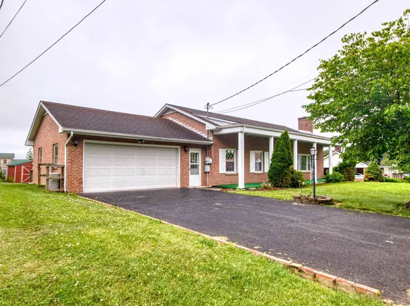 7386 Joyce Way, Radford, VA 24141