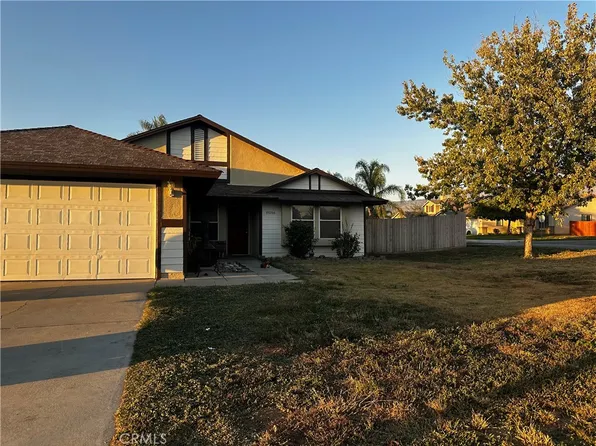 33786 Noreen Ln, Yucaipa, CA 92399