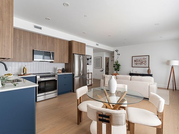 5th image of 27 Dixwell St #4A