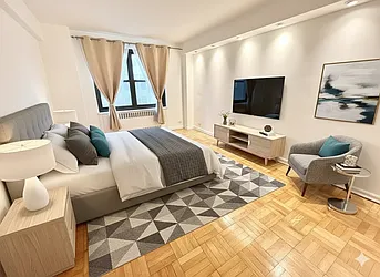 135 East 54th Street, #5M