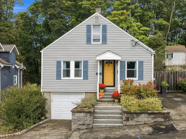 28 Eastman Ave, Swampscott, MA 01907
