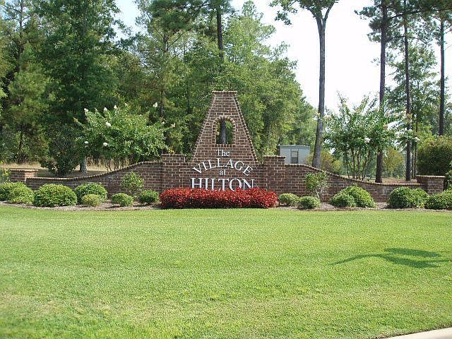 Main entrance to neighborhood