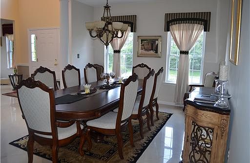Formal Dining