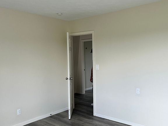 5th image of 6568 E Riverview Rd #A