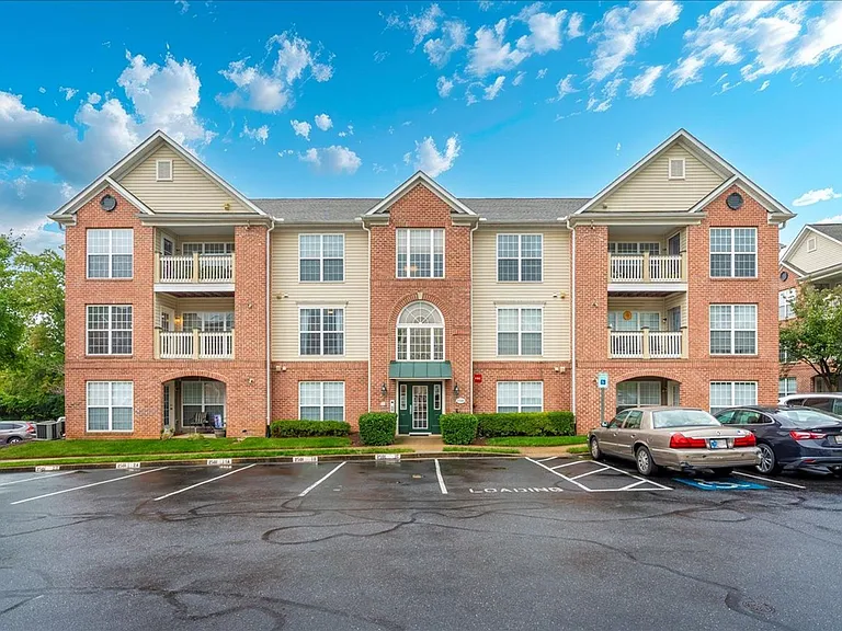 2501 Hemingway Dr #2A — Photo 1