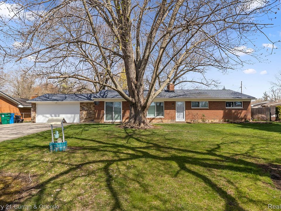 1st image of 271 Annison Dr