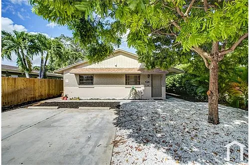 511 SW 15th St Photo 1 511 SW 15th St Photo 1