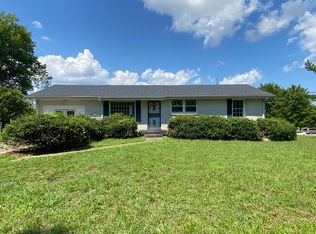1277 Bagwell Dr, Clarksville, TN 37040