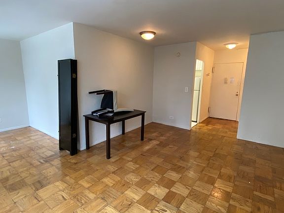 5th image of 300 W 55th St APT 6N