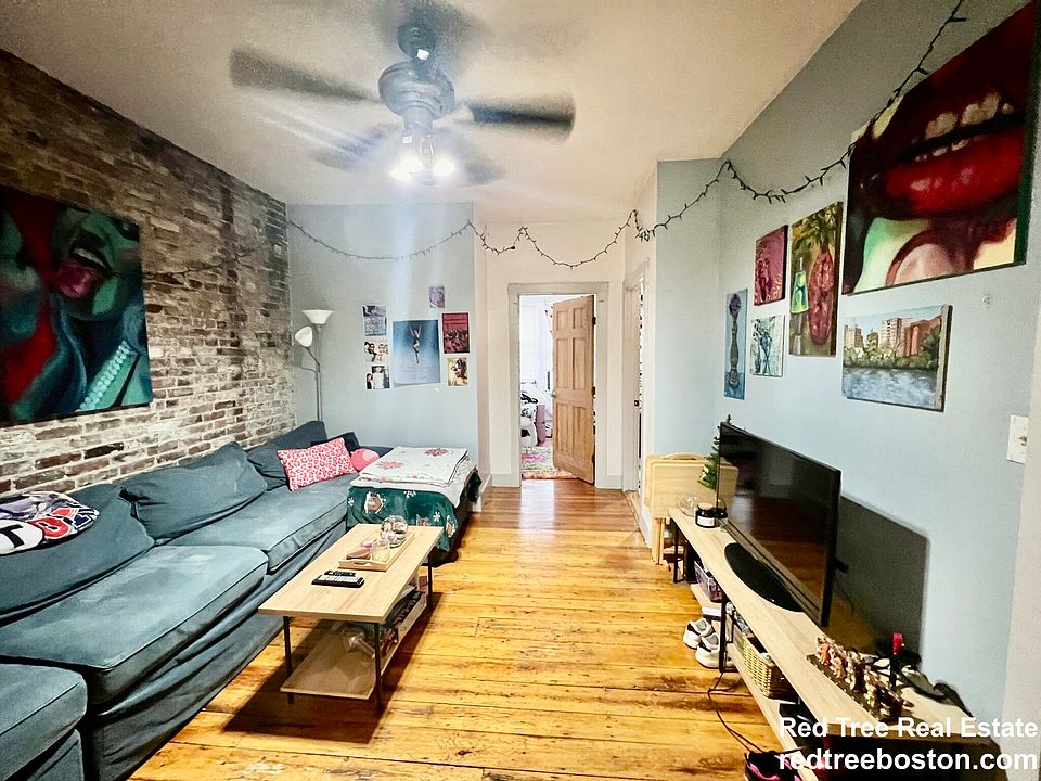 1st image of 750 Huntington Ave #2