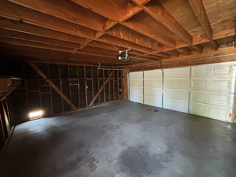 8012 N Laurelglen Blvd #C — Photo 20