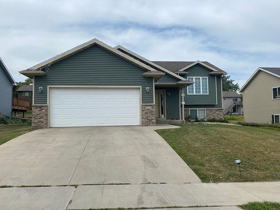 2nd image of 3783 Kenosha Dr NW