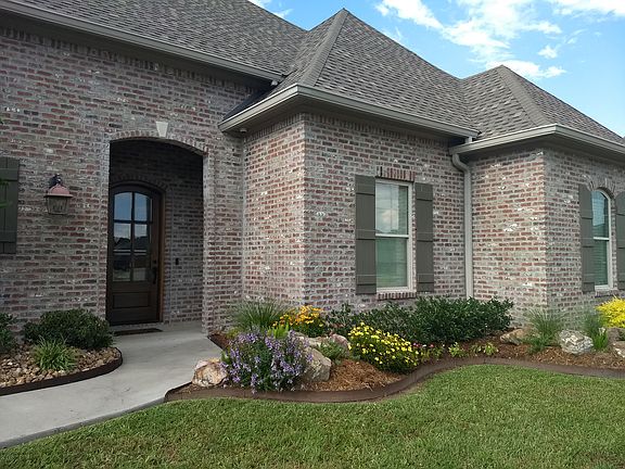 5th image of 164 Bordelais Dr
