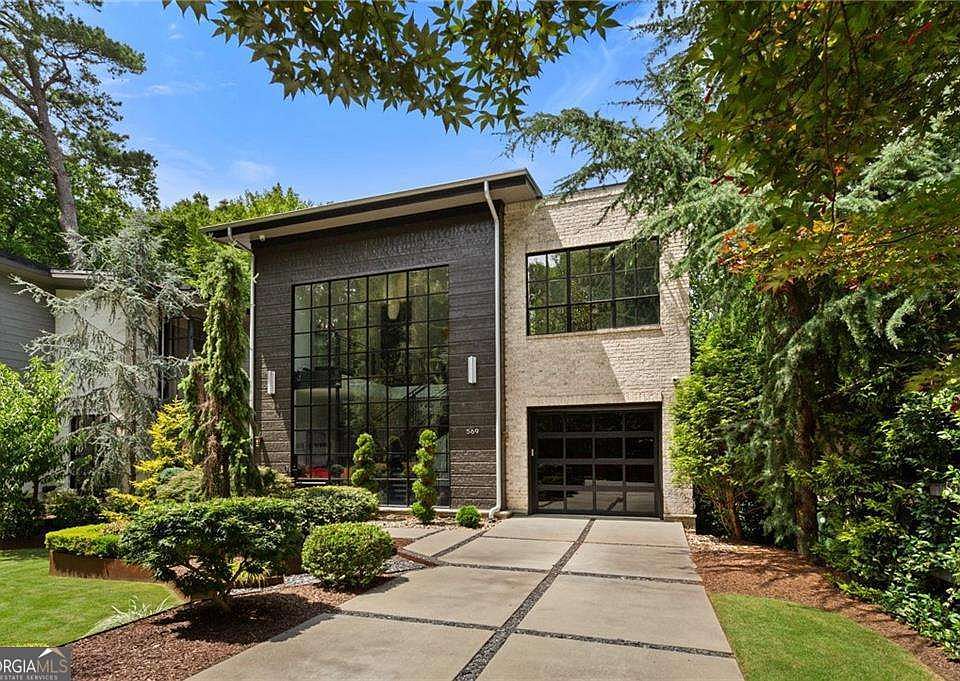 1st image of 569 Overbrook Dr NW