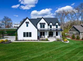 6040 Eden Roc Pl, Cincinnati, OH 45247