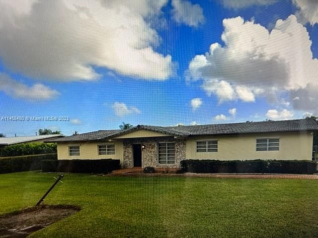 2nd image of 10026 SW 126th St