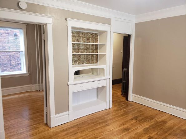 122 N 7th Ave E #2