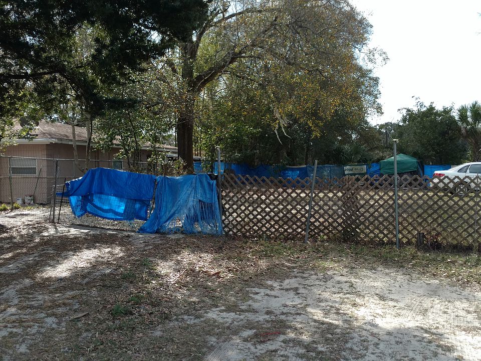 1st image of 9510 N 13th St