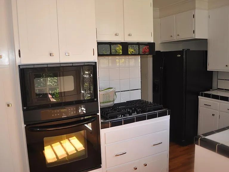 4319 Arista St — Photo 3
