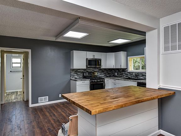 Kitchen Bar