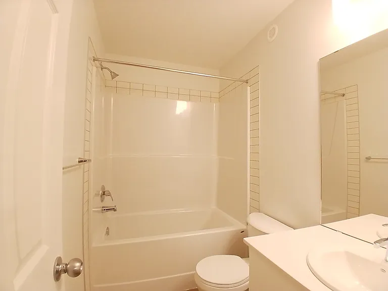 6351 King Wynd SW #UPPER — Photo 10