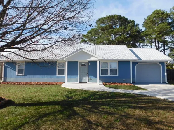 605 Hayden Ct, Havelock, NC 28532