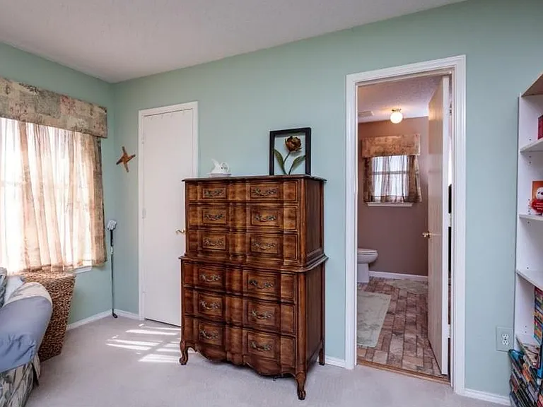 8721 Limestone Dr — Photo 15
