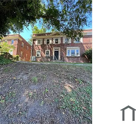 3 bed, 950 sqft, $3,850 — Photo 1