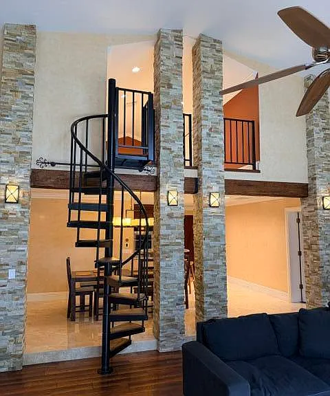 870 NW 7th St — Photo 18