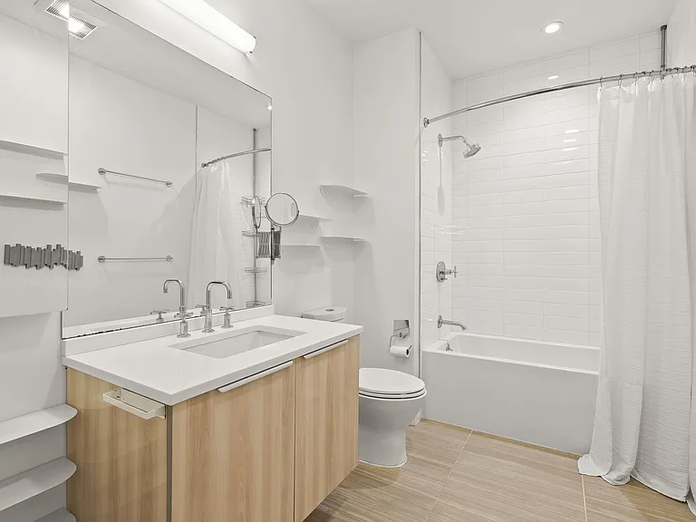 33 B St #108 — Photo 7