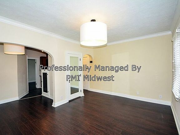 5th image of 1711 N College Ave APT 8