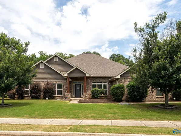 205 Maplebrook Dr, Madison, AL 35756