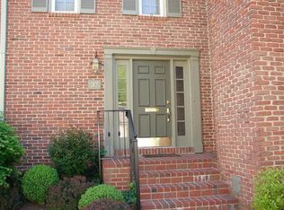 37 Nicholson Ct, Washington Township, OH 45459