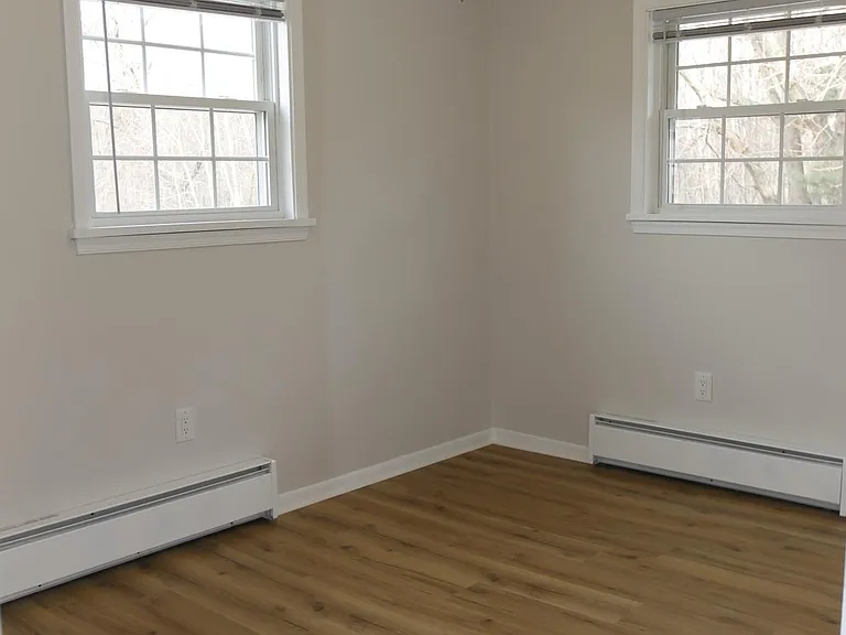 1 Lexington Ct — Photo 28